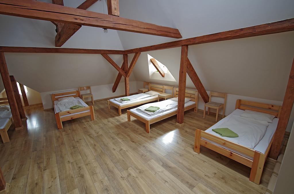 Hotelik Hermes Pieniezno Exteriör bild