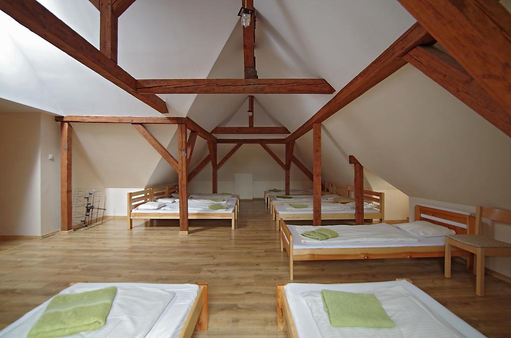 Hotelik Hermes Pieniezno Exteriör bild
